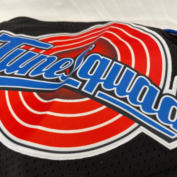 Looney Tunes Basketball Jersey Tunes Squad Lola 10 Black Size Extra Large - Picture 2 of 10